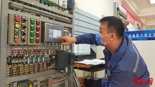 包头市“工匠杯”电工企业智能工厂方向职业技能比赛圆满落幕，计算机信息技术咨询服务助力产业升级